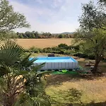 Location 45 M² - 2 Ch Avec Jardin Privatif Hébergement de vacances