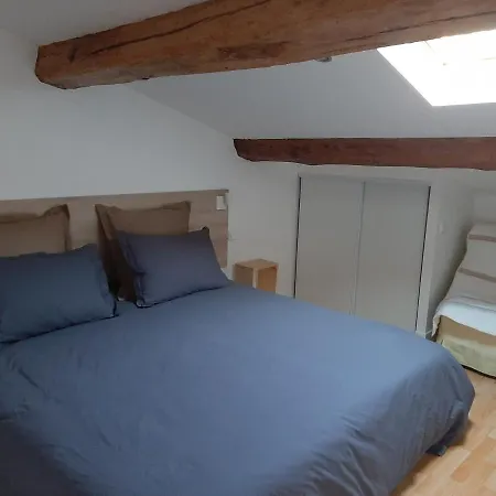 Location 45 M² - 2 Ch Avec Jardin Privatif Feriehus